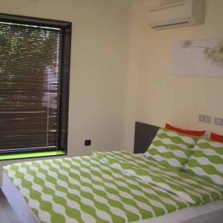 Apartment Alegria Варна Екстер'єр фото